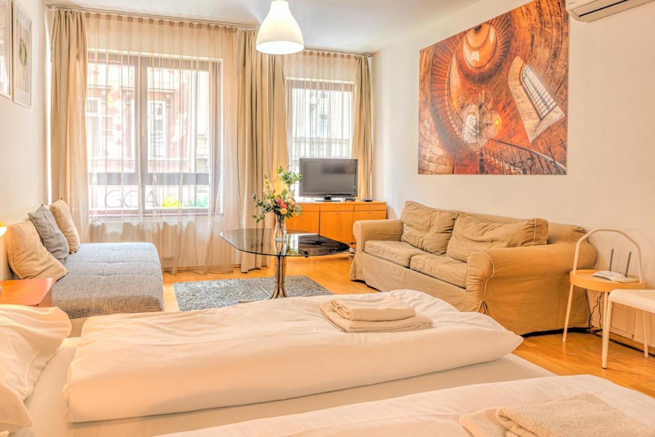 Central Downtown Apartments Budapest Eksteriør bilde