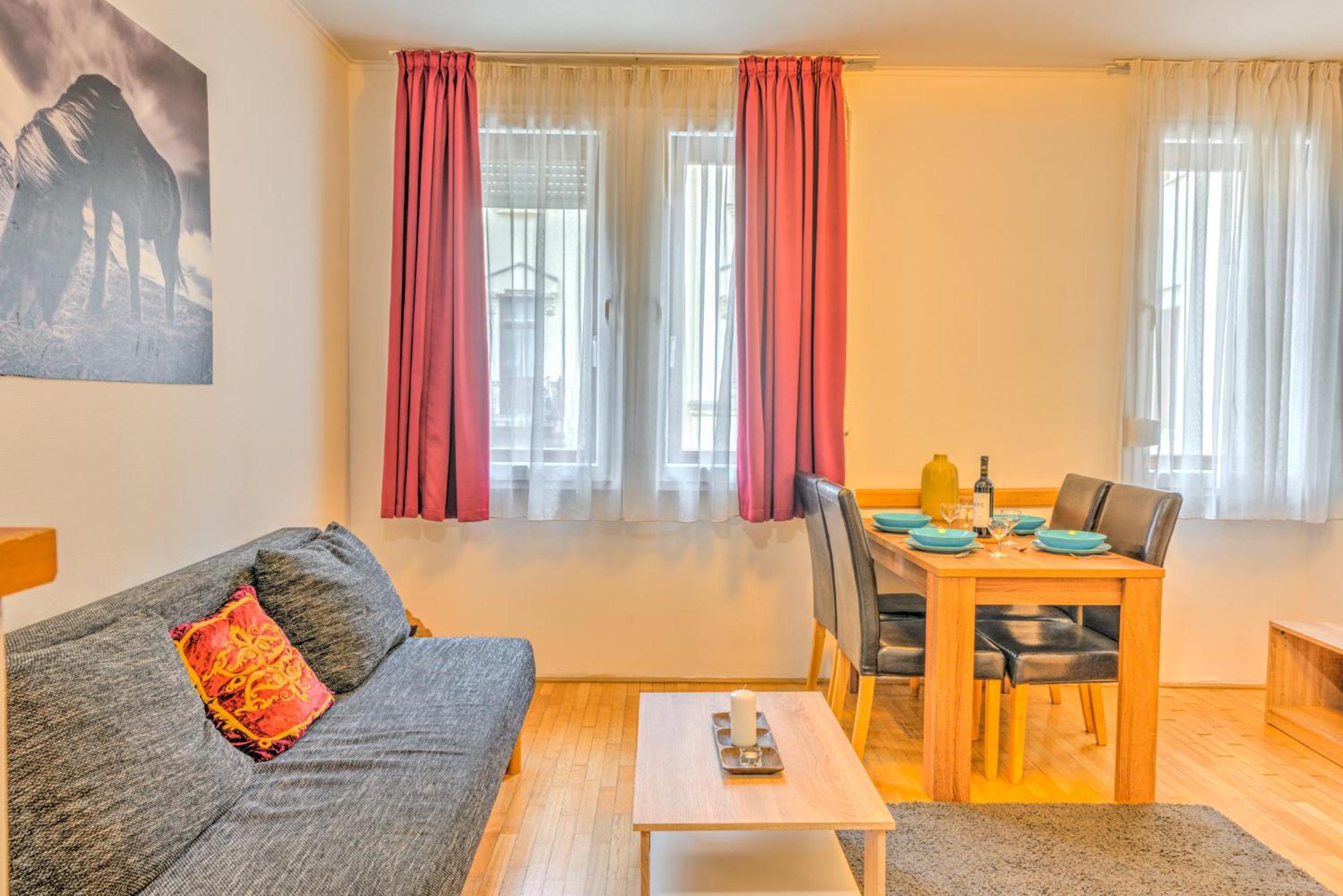 Central Downtown Apartments Budapest Eksteriør bilde