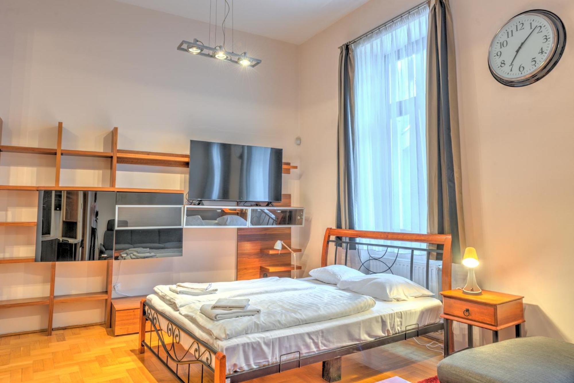 Central Downtown Apartments Budapest Eksteriør bilde