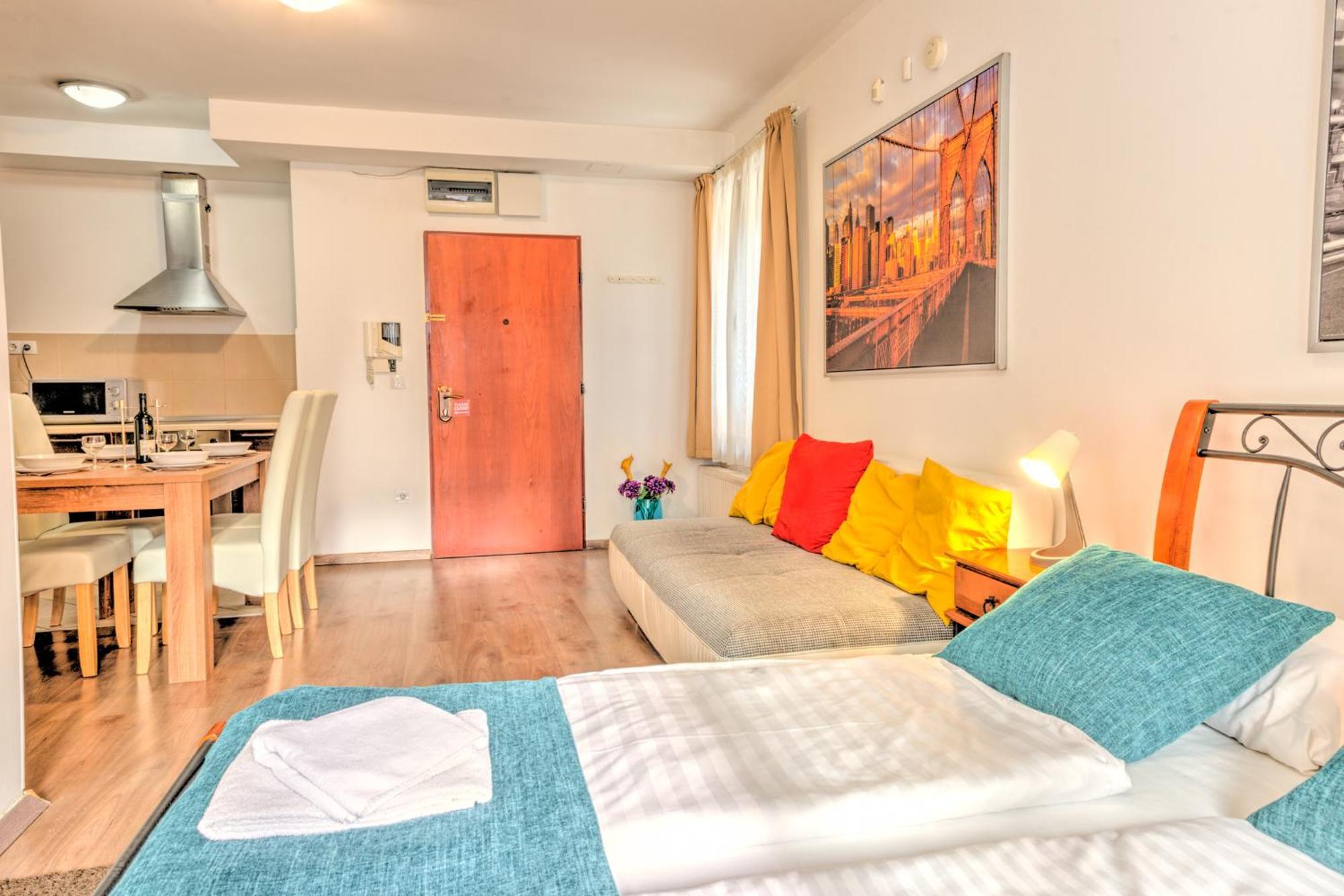 Central Downtown Apartments Budapest Eksteriør bilde