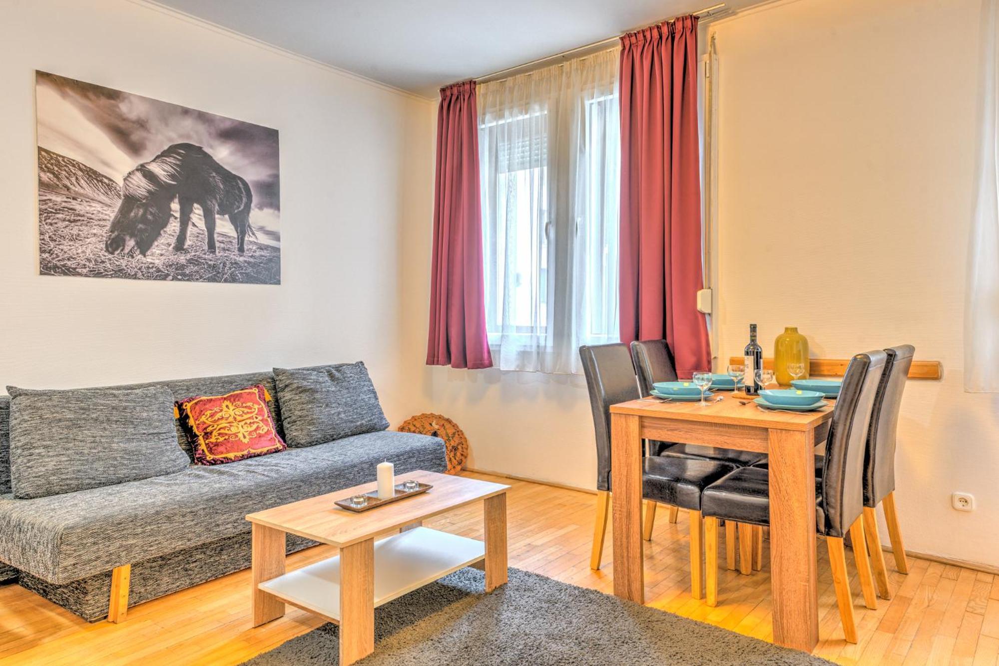 Central Downtown Apartments Budapest Eksteriør bilde